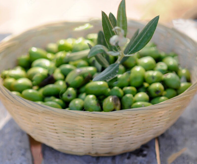 Aceitunas partidas al gusto.